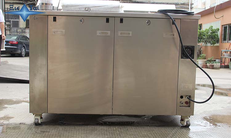 超聲波清洗機(jī)常見類型及使用注意事項(xiàng) 超聲波清洗機(jī)常見類型及使用注意事項(xiàng)