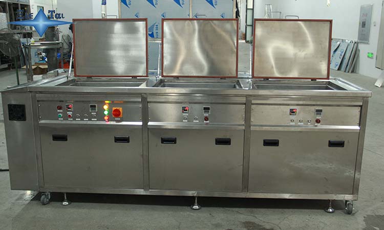 超聲波清洗機具有哪些優(yōu)點？可以清洗哪些行業(yè)的污染物？