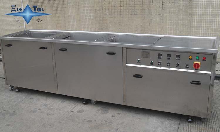 超聲波清洗機(jī)用的是什么水？對水量有要求嗎？