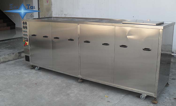 超聲波清洗設(shè)備清洗時(shí)需要注意什么? 超聲波清洗設(shè)備清洗時(shí)需要注意什么?