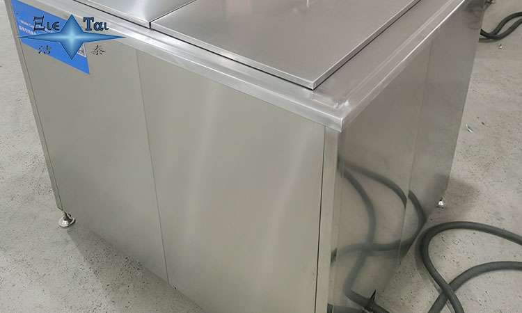 超聲波清洗機為什么需要配籃子？探究其作用與重要性